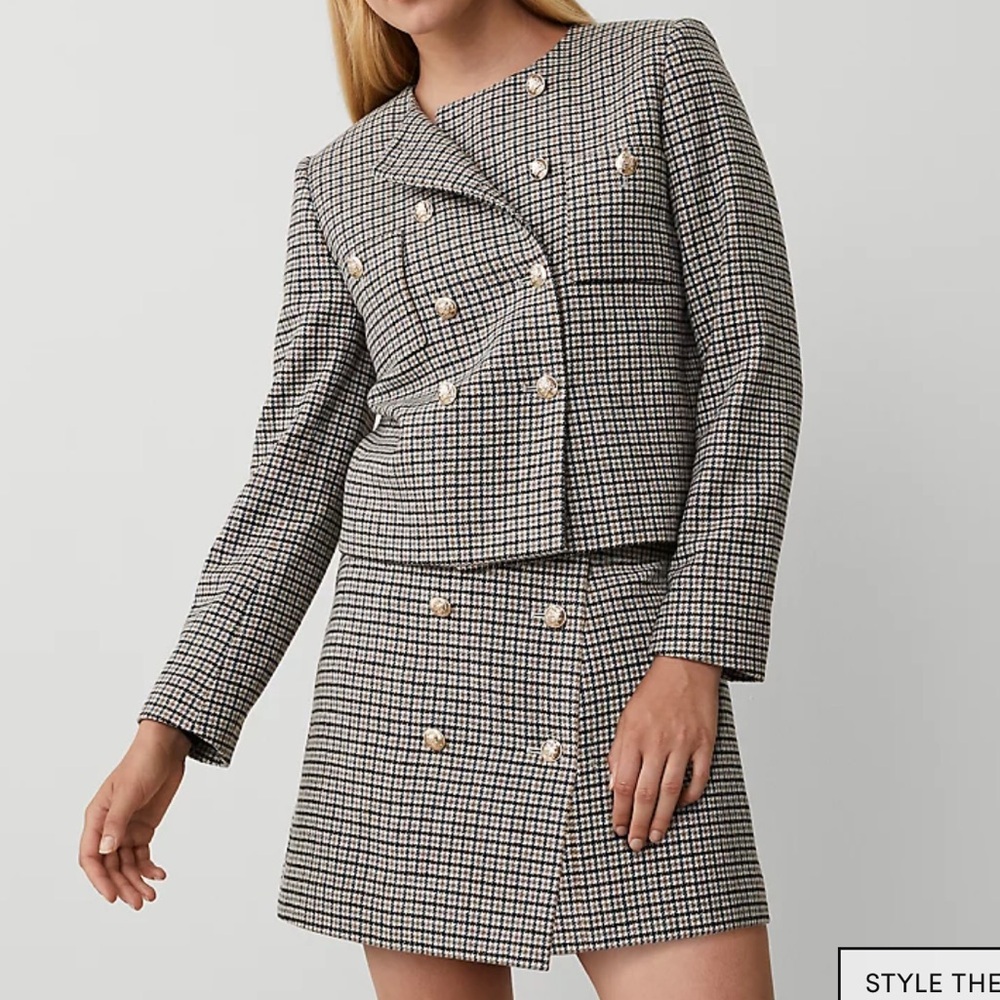 Ann Taylor Black and White Houndstooth Double-Breasted Blazer